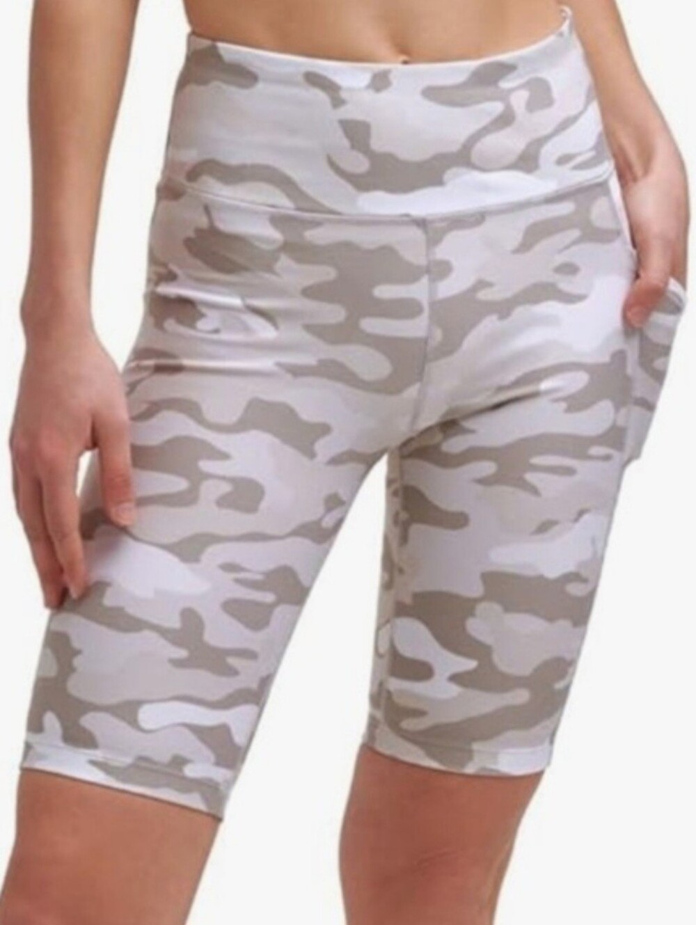 Womens Calvin Klein Performance High-Waist 9" Camo Bike Shorts Size XS NWOT